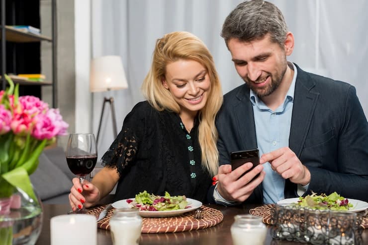 New Year 2026 How to Use a Cheap Meals App to Save Money in Canada